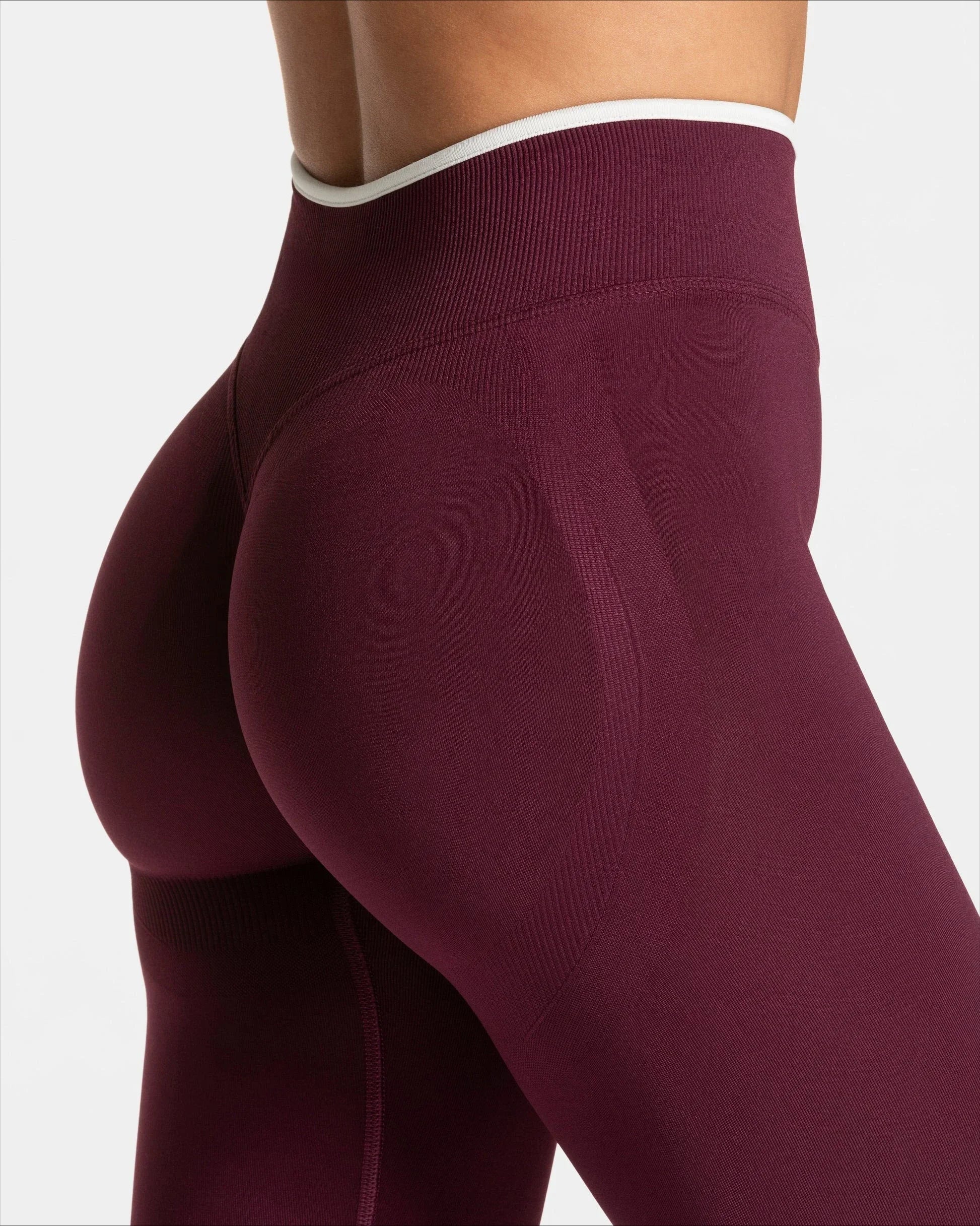White Edge Lift Seamless High Waist Yoga Leggings - IRON GODDESS