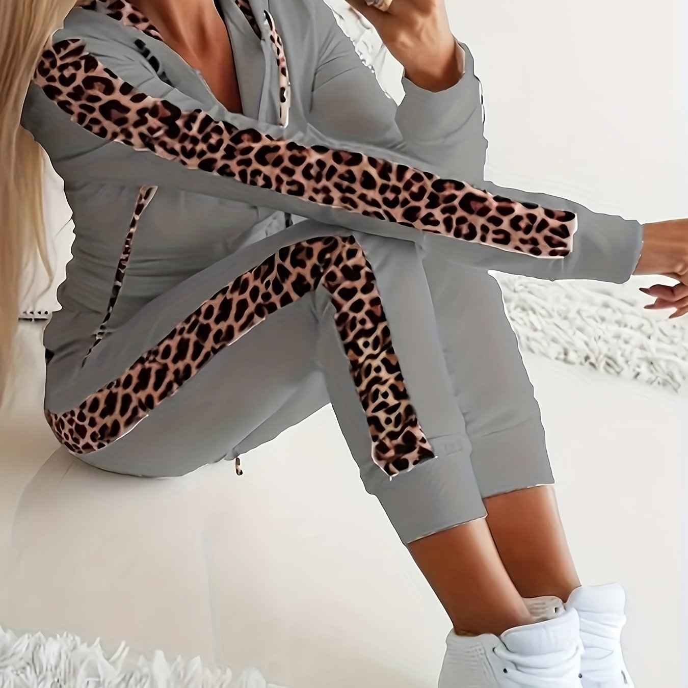 2024 Autumn/ Winter Fashion Leopard Print Zipper Hooded Two-piece Casual Sports Suit, Stylish Commuting, Comfortable and Breathable, Suitable for Sports Wear, Suitable for Daily Going Out Wear