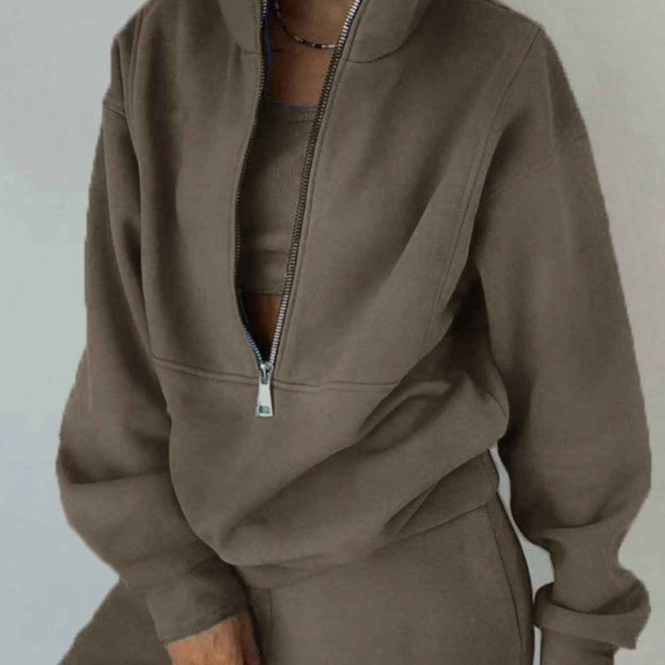 2025 Spring European and American Women'S Clothing Two-piece Sweater Fleece s Street Casual Fashion Suit Women, Streetwear Set, Casual Wear, Modern Streetwear, Trendy Fashion, Cozy Knitwear