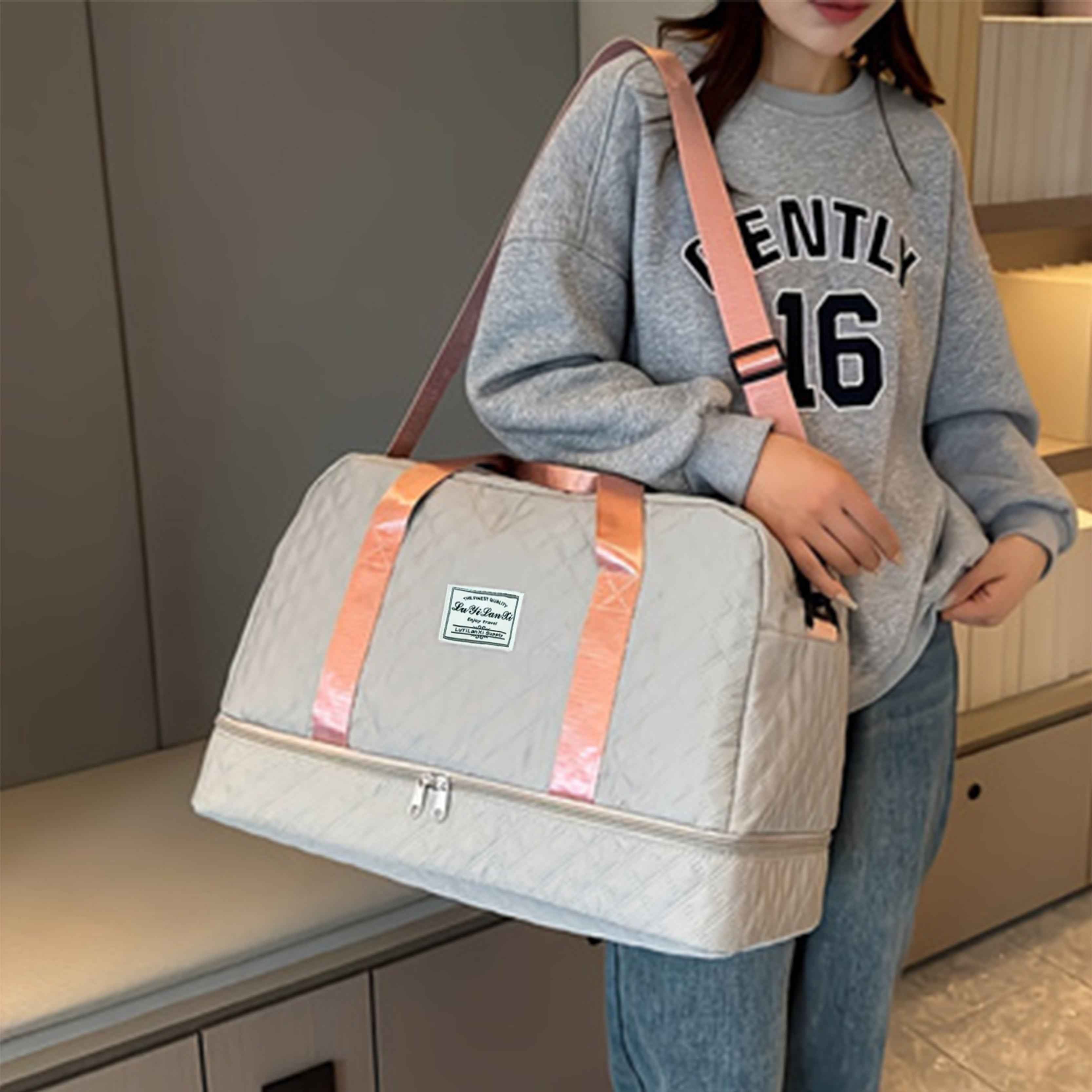 [Luxury Tote Bag] Luxury Oversized Tote Bag | Stylish and Practical Compartment Design, Multi-Functional Carry with Wet-Dry Separation and Convenient Side Pocket, Suitable for Travel and Fitness Activities