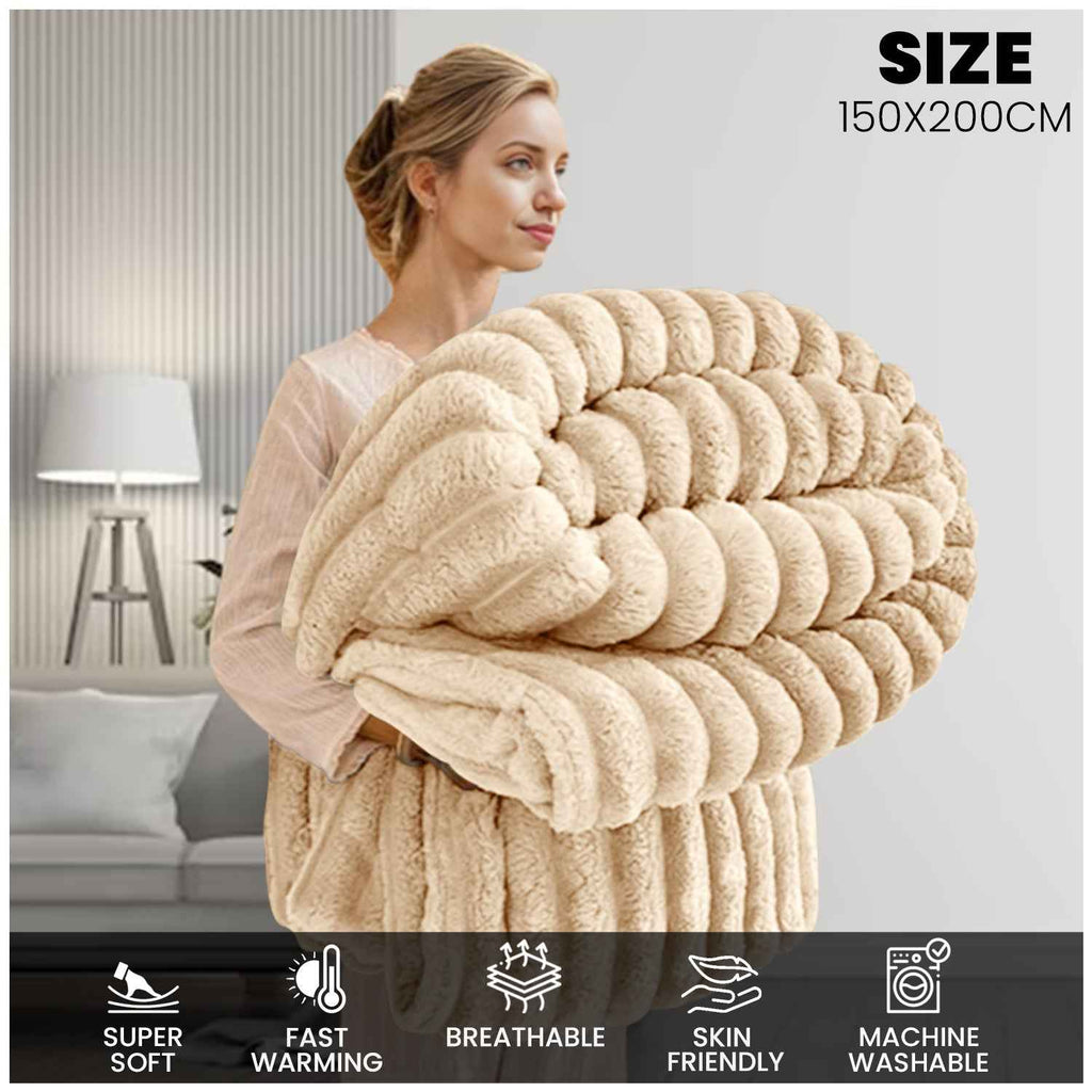 GC GAVENO CAVAILIA Luxury Ribbed Throw Blanket, Ultra-Soft and Cosy Plush Fleece, Lightweight Decorative Sofa Bed Cover, Perfect for All Seasons, Size 150x200cm, Premium Quality Polyester, Stylish Design for Home Comfort | Fast Dispatch from Local Warehou