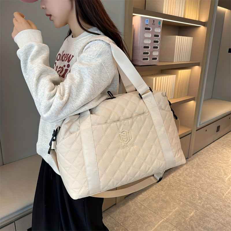 [Large Capacity Travel Duffle] Durable Polyester Unisex Large Capacity Travel Duffle Bag | Lightweight Sporty Gym & Business Duffle with Dry/Wet Compartments, Convertible Handheld/Crossbody Design, White/Black