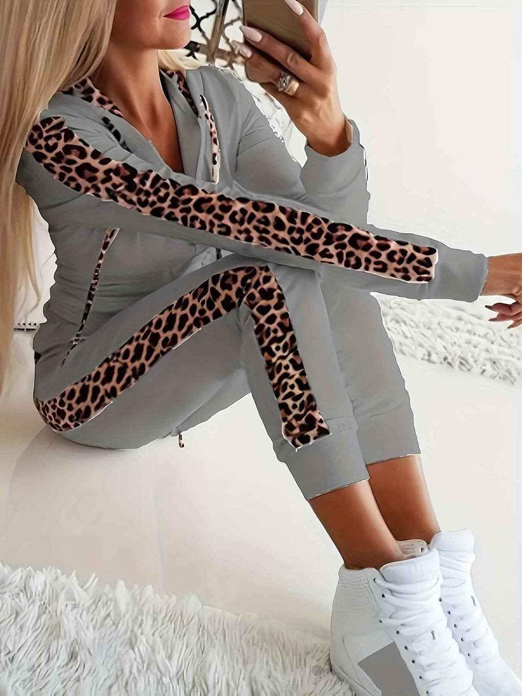 2024 Autumn/ Winter Fashion Leopard Print Zipper Hooded Two-piece Casual Sports Suit, Stylish Commuting, Comfortable and Breathable, Suitable for Sports Wear, Suitable for Daily Going Out Wear