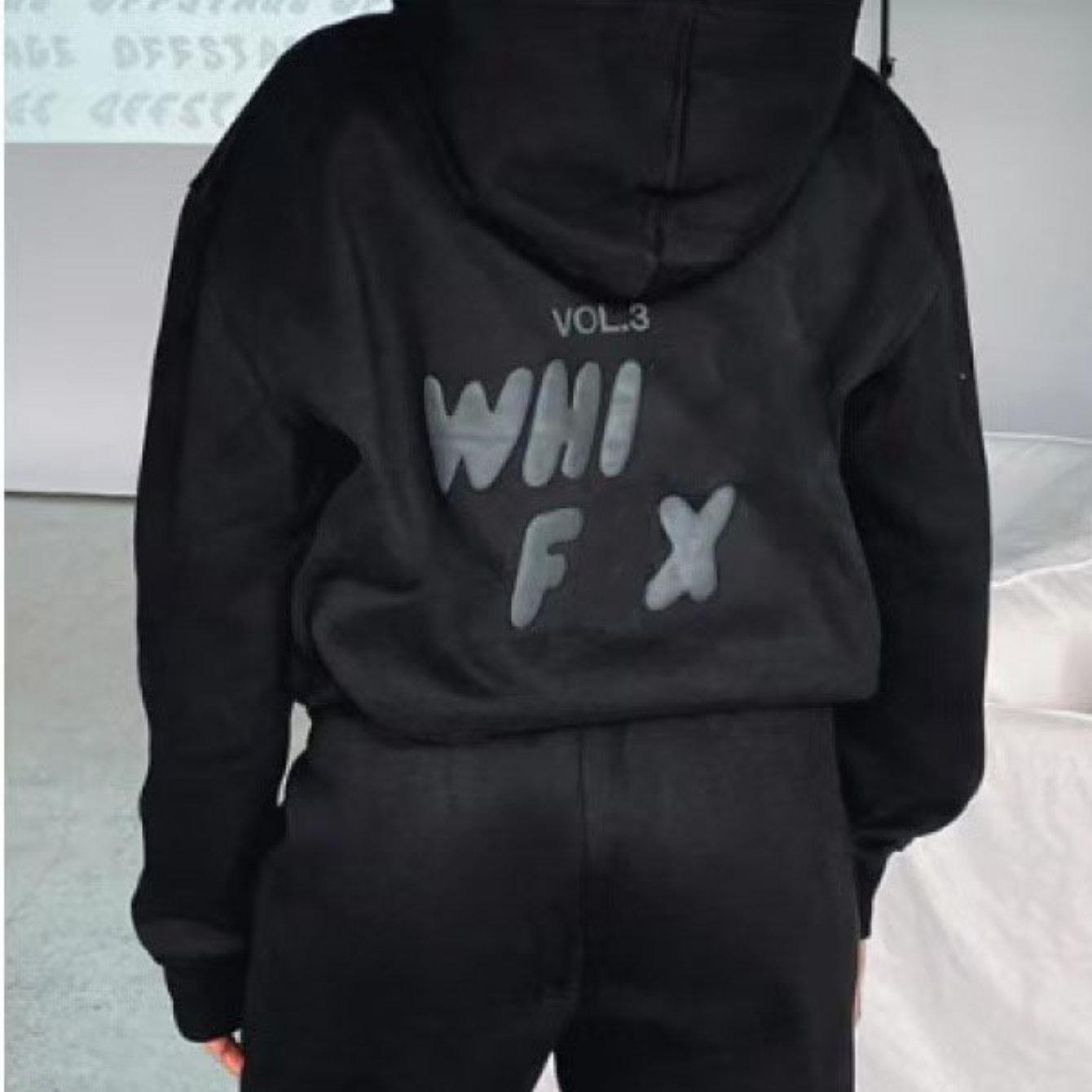 2025 New Style Letter Logo Insulated Sweatshirt and Pants for Ladies' Casual s Head Cover with Hood, Cold Weather Clothing, Casual Wear, Hooded Sweatshirt, Trendy Casual, Comfortable Fabric, Durable Stitching, Ladies' Sweatsuit, Unisex Hoodie, Winter Ward - IRON GODDESS