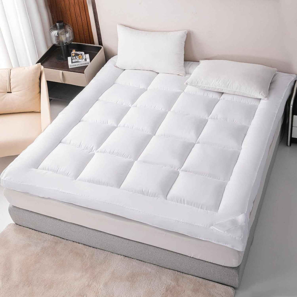 Textile Xpert 4-Inch Thick Microfibre Mattress Topper, Mattress Pad, Soft Bed Topper with Elastic Straps for Secure Fit, Machine Washable, Ideal for Dorm, Home, Guest Room, Single, Small Double 4FT, Double, King, Super King