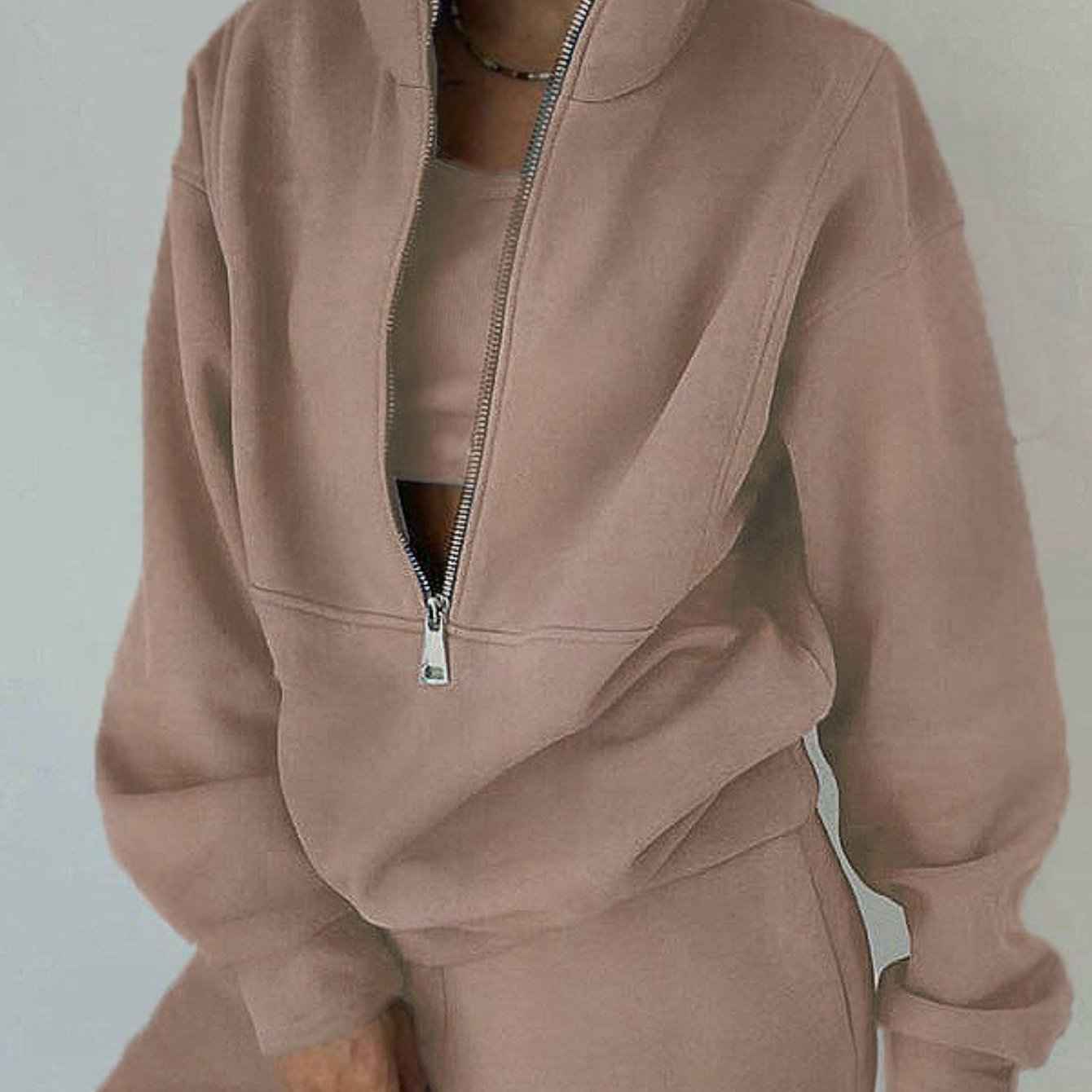 2025 Spring European and American Women'S Clothing Two-piece Sweater Fleece s Street Casual Fashion Suit Women, Streetwear Set, Casual Wear, Modern Streetwear, Trendy Fashion, Cozy Knitwear