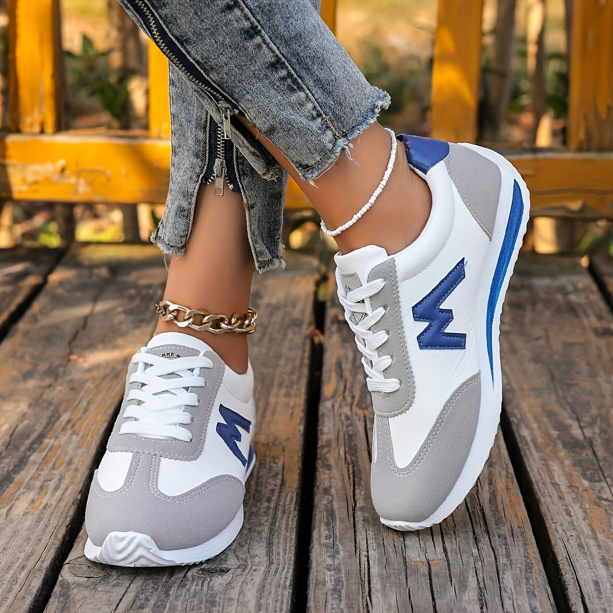 Chic MultiAccent Lightweight Casual Sneakers - IRON GODDESS