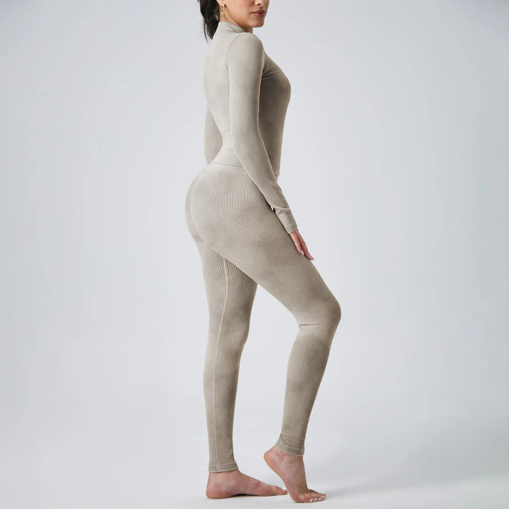 Ultra-stretchy Fleece Sports Suit - Long Pants & Long Sleeves - All-in-one Fitness Set for Cycling, Hiking & Ball Sports - IRON GODDESS