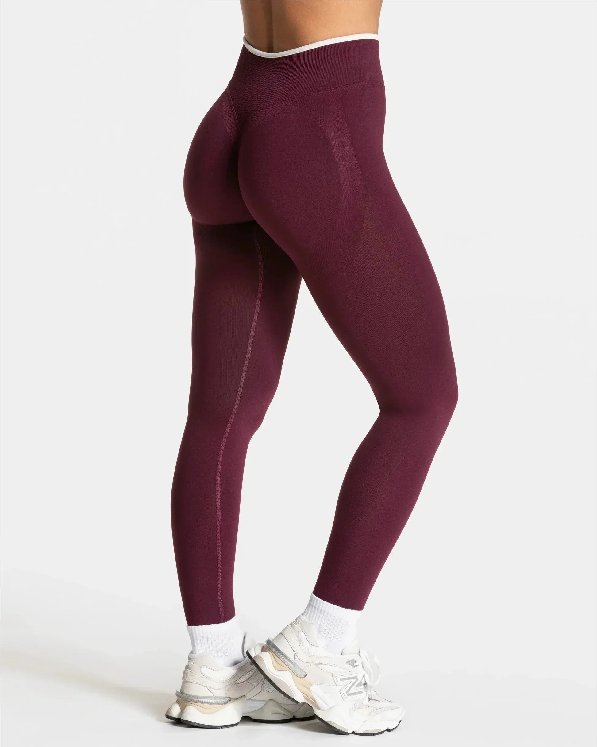 White Edge Lift Seamless High Waist Yoga Leggings - IRON GODDESS