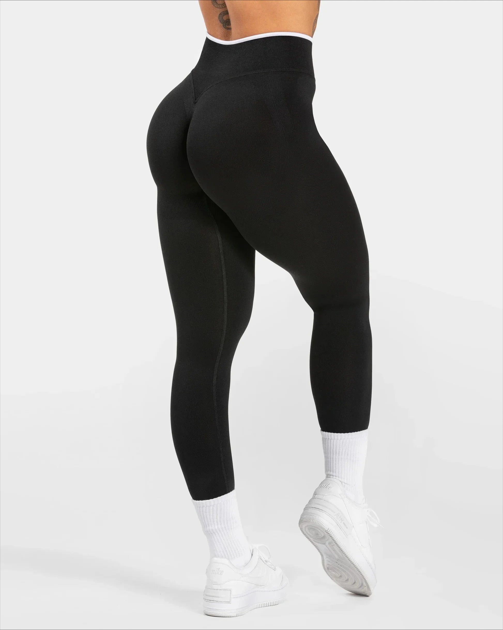 White Edge Lift Seamless High Waist Yoga Leggings - IRON GODDESS