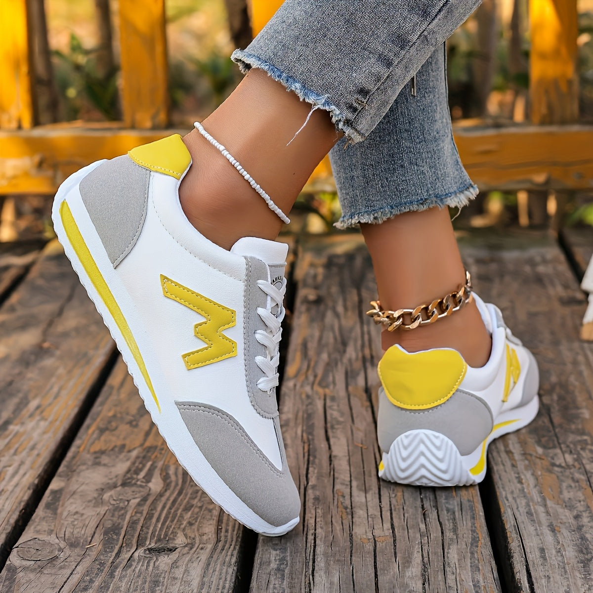 Chic MultiAccent Lightweight Casual Sneakers - IRON GODDESS