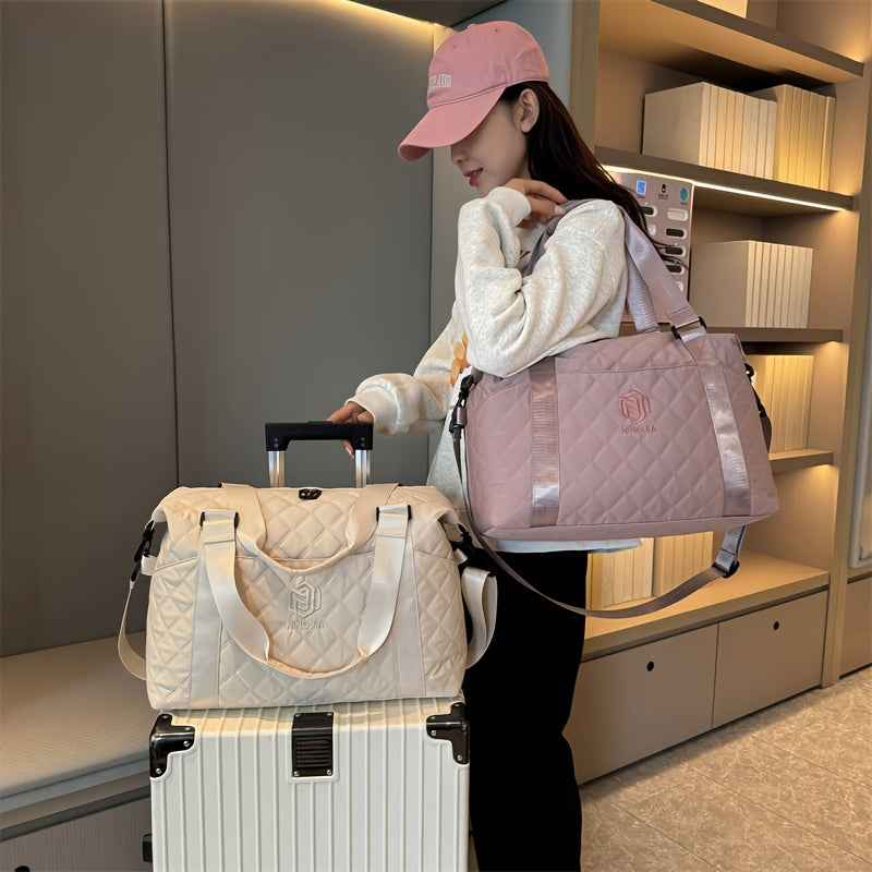 [Large Capacity Travel Duffle] Durable Polyester Unisex Large Capacity Travel Duffle Bag | Lightweight Sporty Gym & Business Duffle with Dry/Wet Compartments, Convertible Handheld/Crossbody Design, White/Black