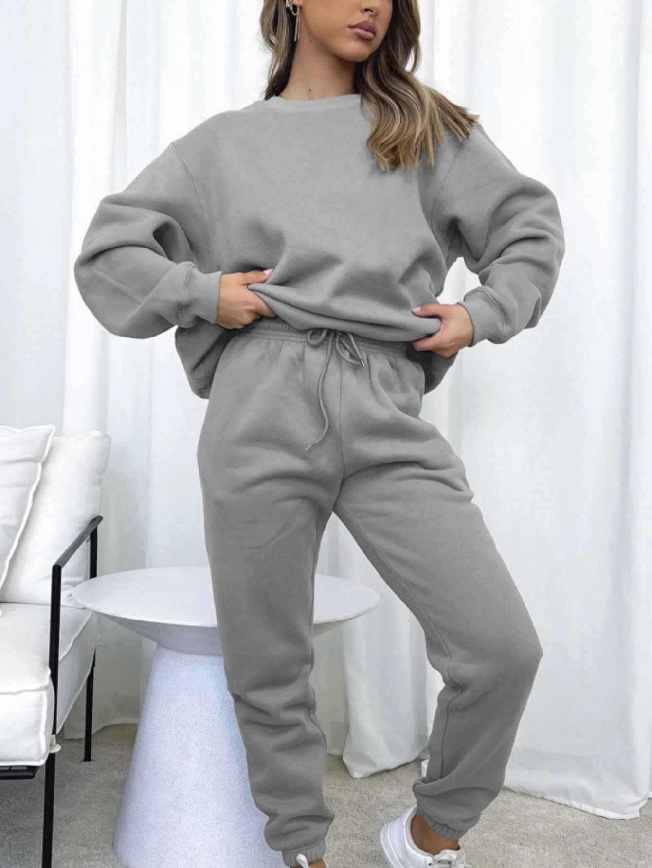 Women'S Casual Long-Sleeve Sweatshirt Set - Solid Color Round-Neck Pullover with High-Waisted Pants, Cozy Fall/Winter Outfit, Comfortable Fabric, Stylish Casual Wear