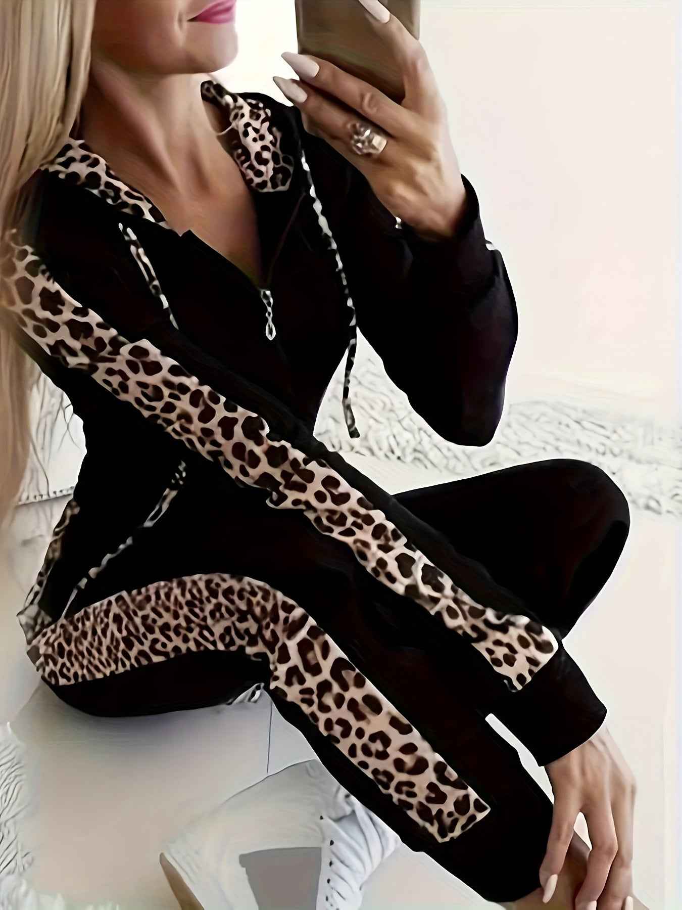 2024 Autumn/ Winter Fashion Leopard Print Zipper Hooded Two-piece Casual Sports Suit, Stylish Commuting, Comfortable and Breathable, Suitable for Sports Wear, Suitable for Daily Going Out Wear